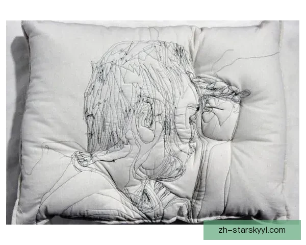 曼城发布马年水墨素描球衣灵感